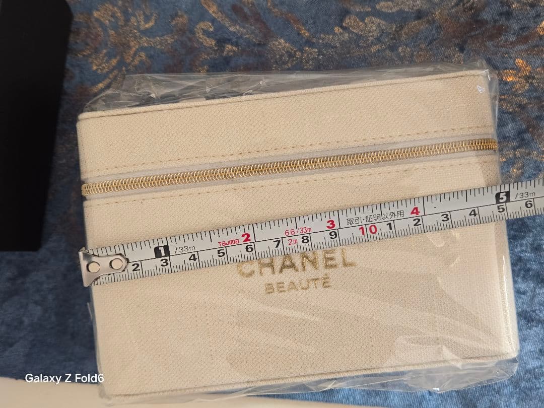 CHANEL BEAUTÉ（シャネル ビューテ）特製バニティポーチ