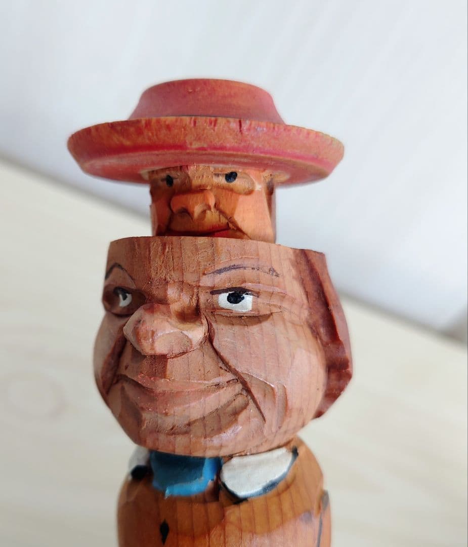 アンティーク　木彫り　人形からくり ボトルストッパー　4個