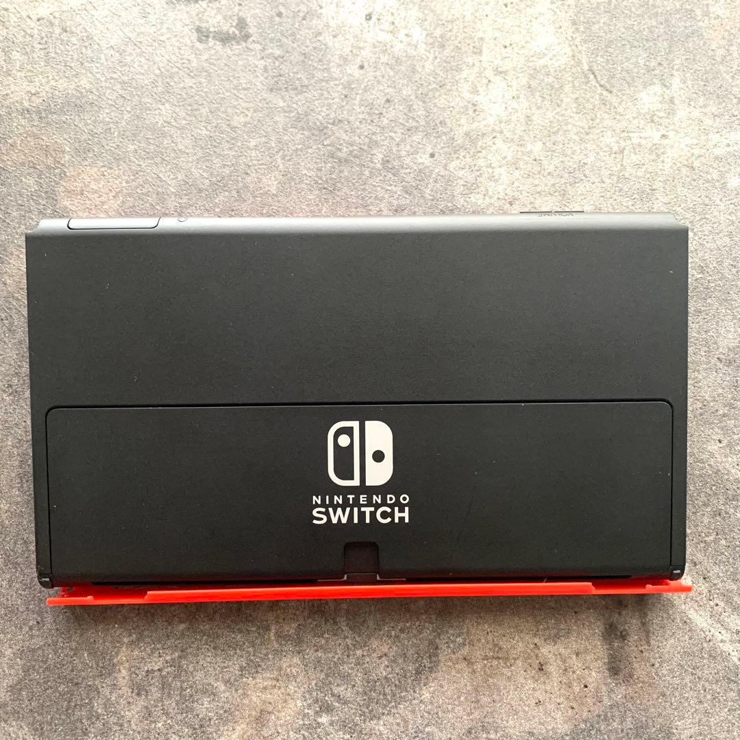 美品　Nintendo Switch 有機ELモデル　おまけ付き　任天堂