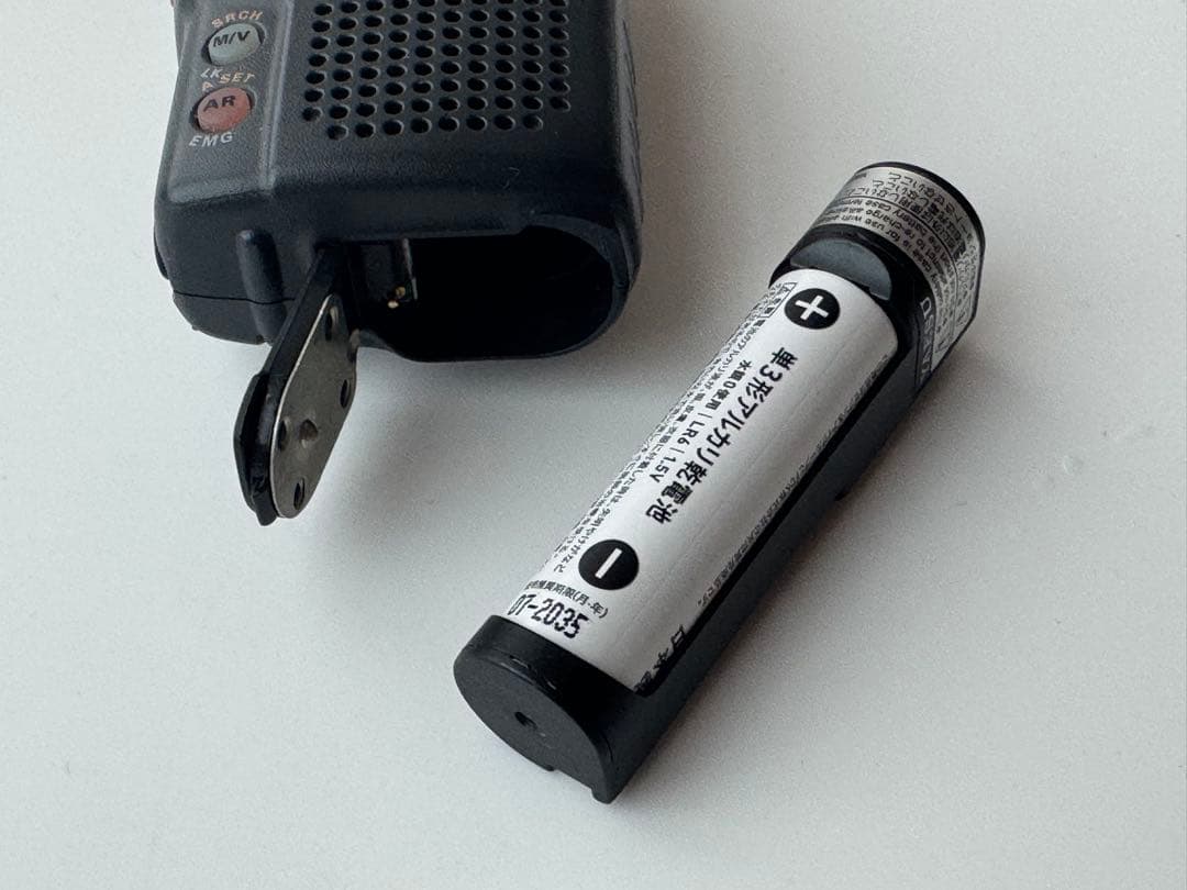 YAESU VX-1 VHF/UHF Dual Band FMトランシーバー