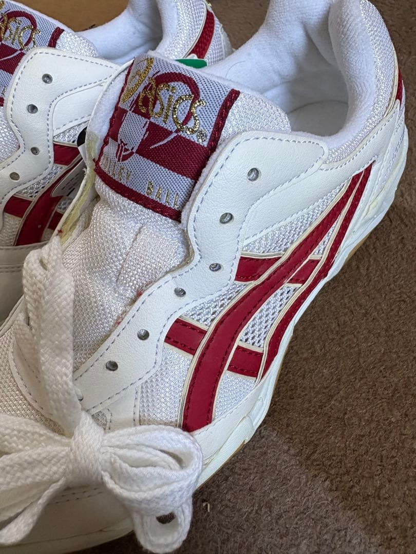 ☆レア商品☆ASICS バレーボールシューズ ホワイト/レッド22.5