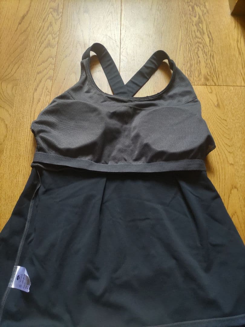 SUKALAデニムクロスヨガウエア　タンクトップとレギンスセット　Lサイズ