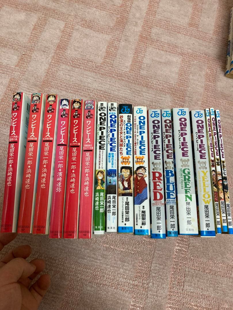 ワンピース1〜107巻＋おまけつき