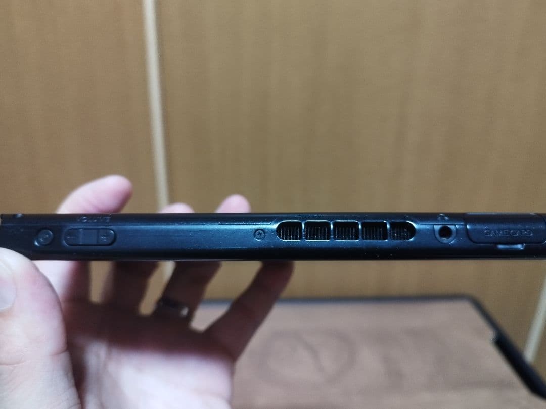 ニンテンドー Nintedo Switch 2018年製 本体のみ