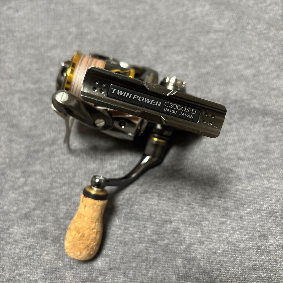 20ツインパワー C2000S スピニングリール