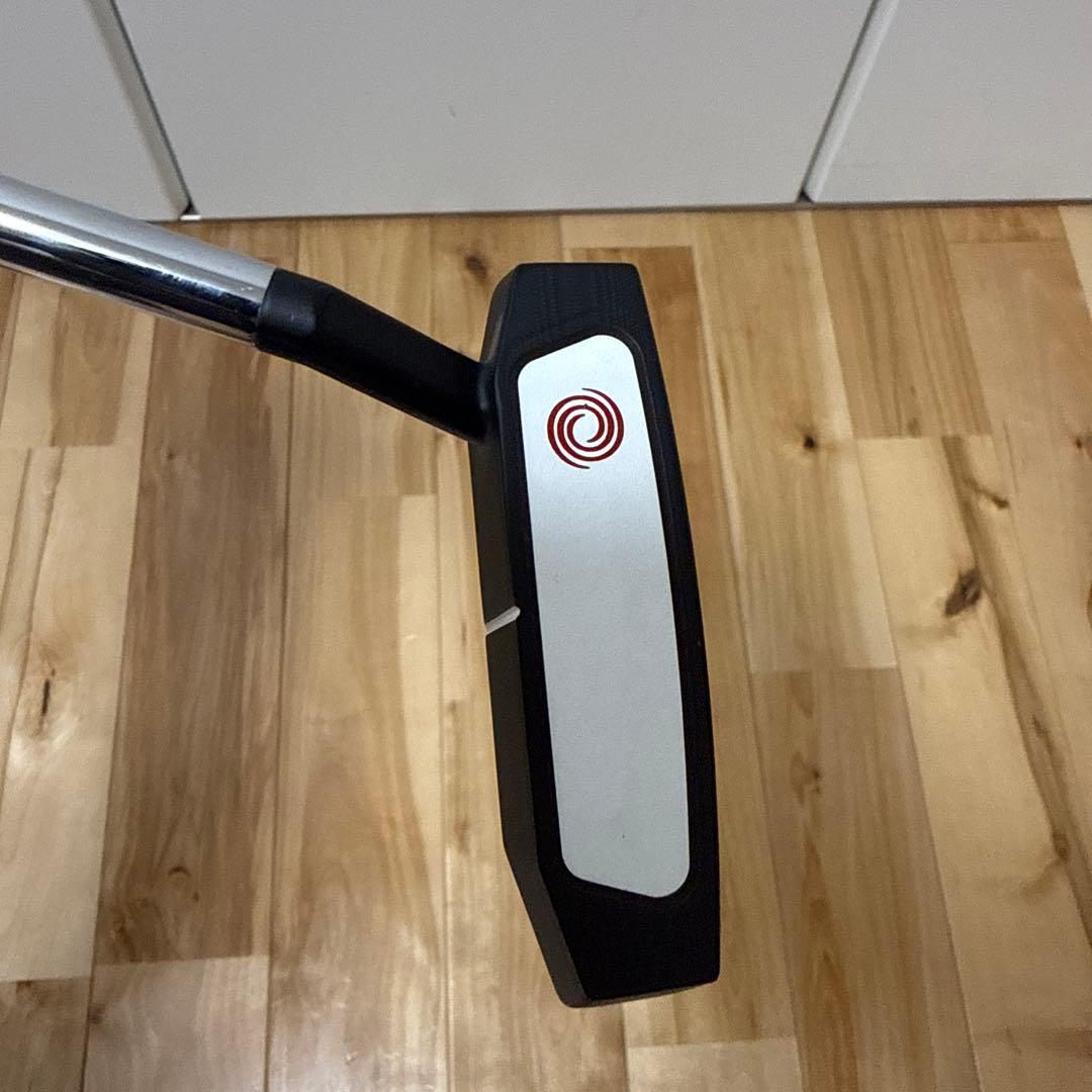 パター　ODYSSEY WHITEHOT VERSA SEVEN