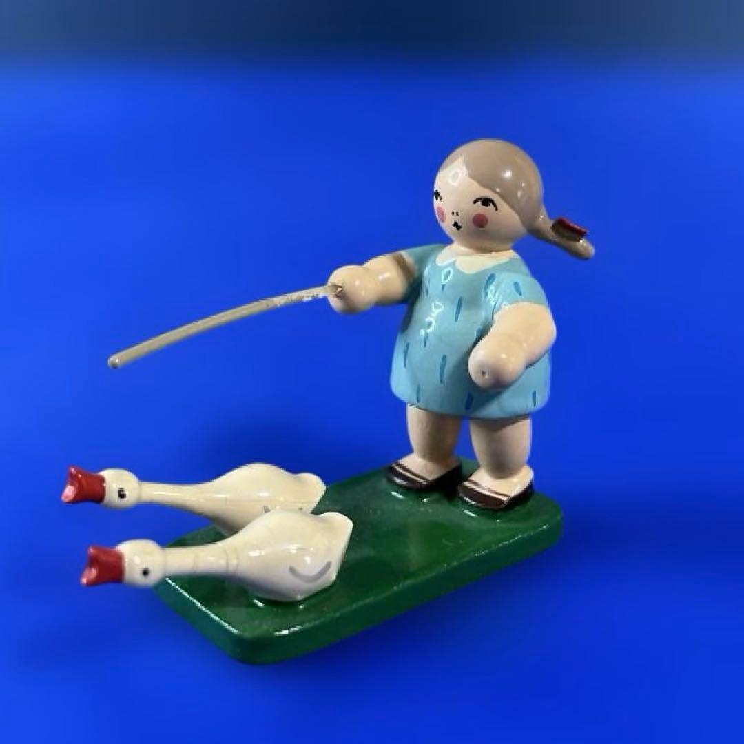 Erzgebirgische Volkskunst フラワーチルドレン 木製