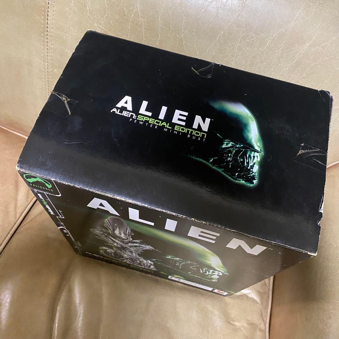 エイリアン スタチュー ピューター製