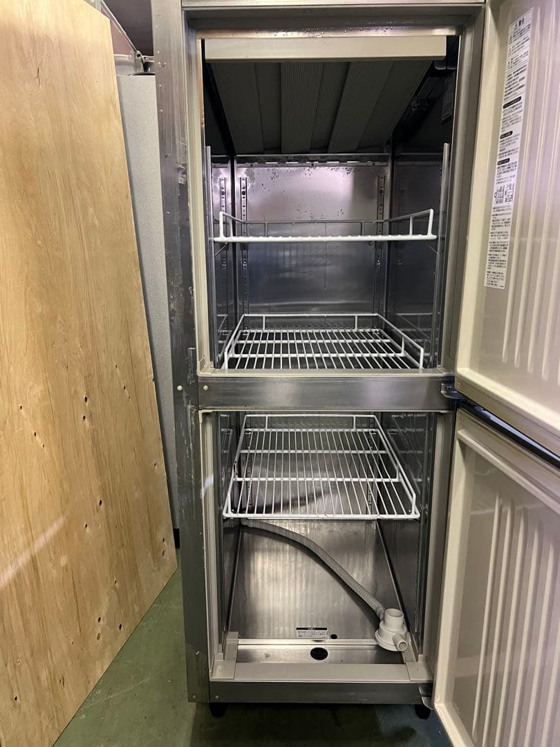 2013年 ホシザキ縦型恒温高湿庫 630x800x1890