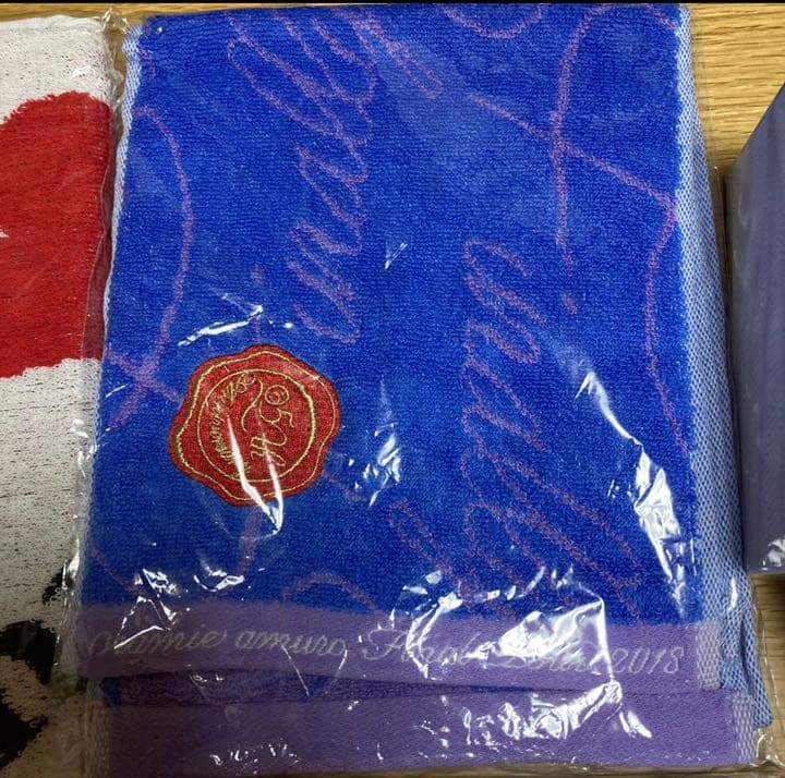 安室奈美恵 マグカップタオルTシャツM貯金箱ワッペンセット