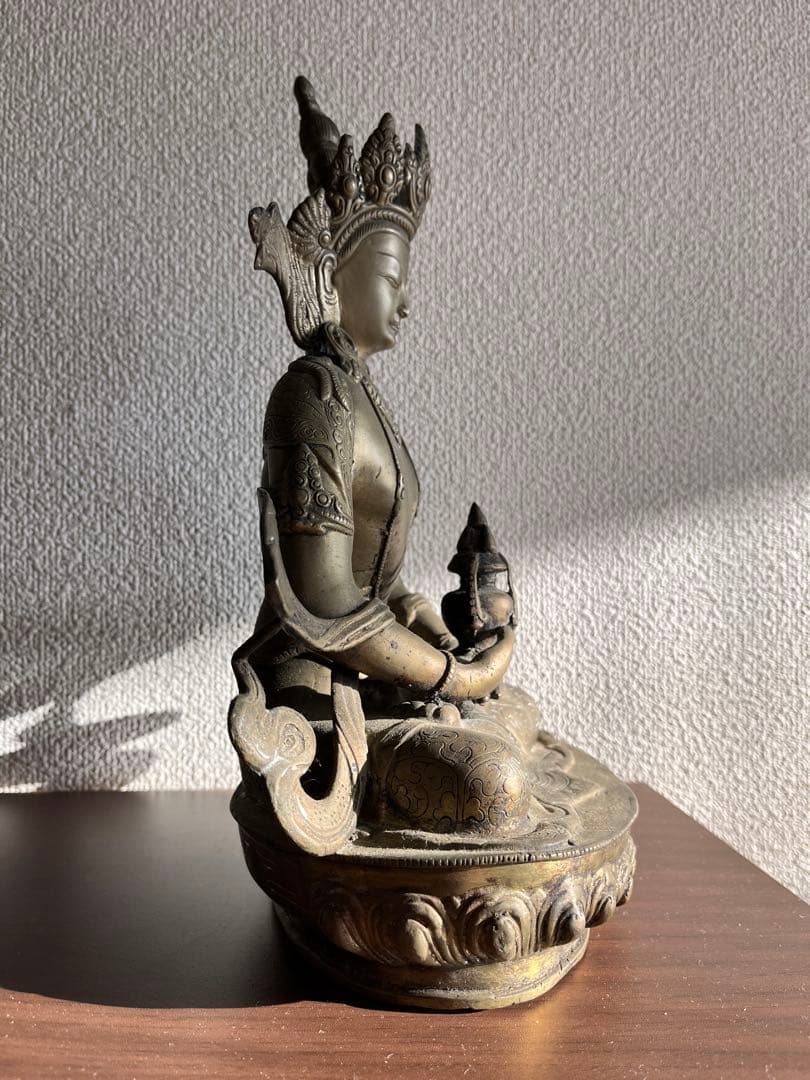 希少ネパール仏像白多羅菩薩ターラ菩薩 銅真鍮骨董品阿弥陀如来像 チベット 金銅像