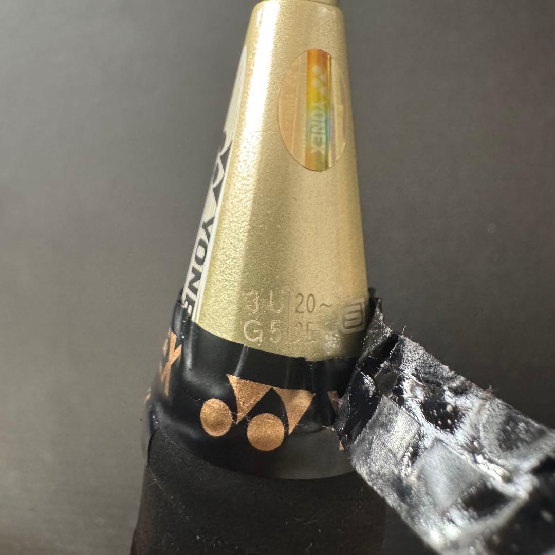 【廃盤】YONEX ナノレイ750 3UG5 バドミントン