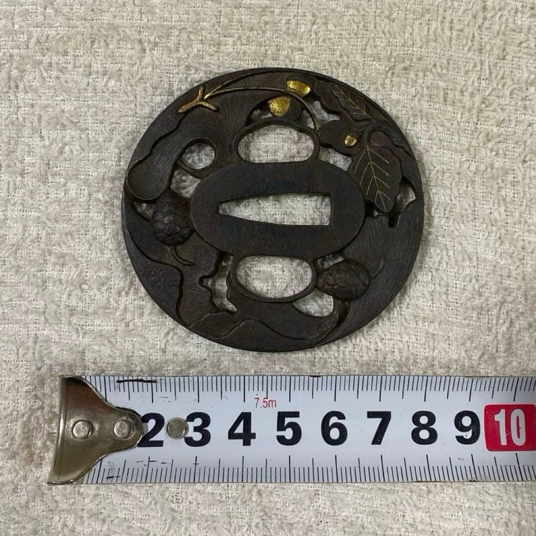 B-53 鍔　武具　刀装具　日本刀　時代物　骨董品　美術品　工芸品