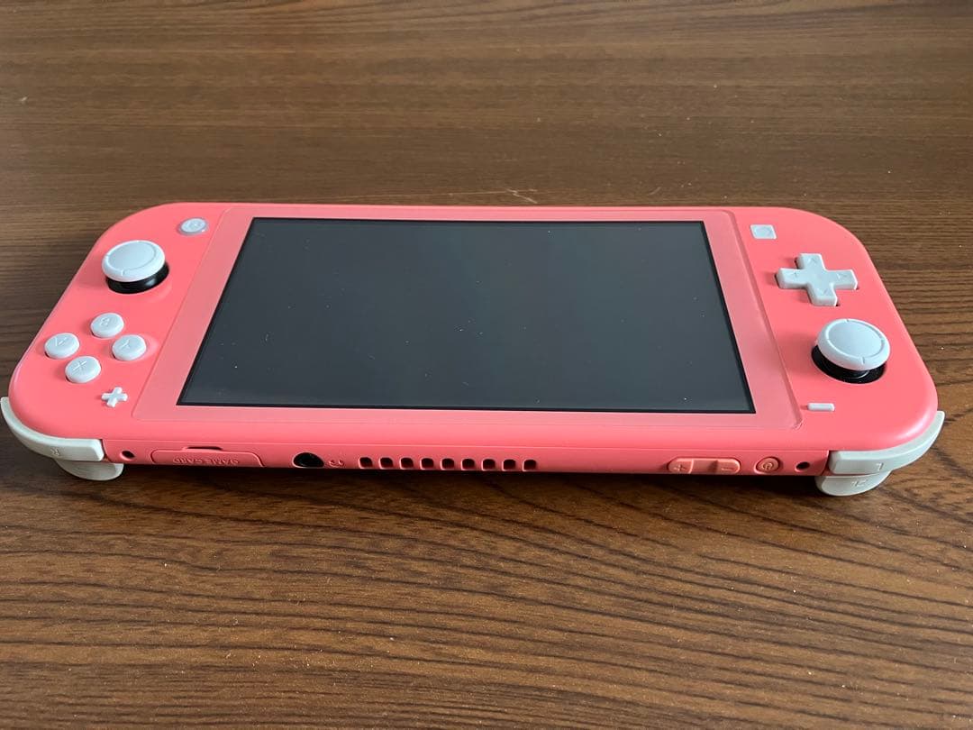 スイッチライト　コーラルピンク