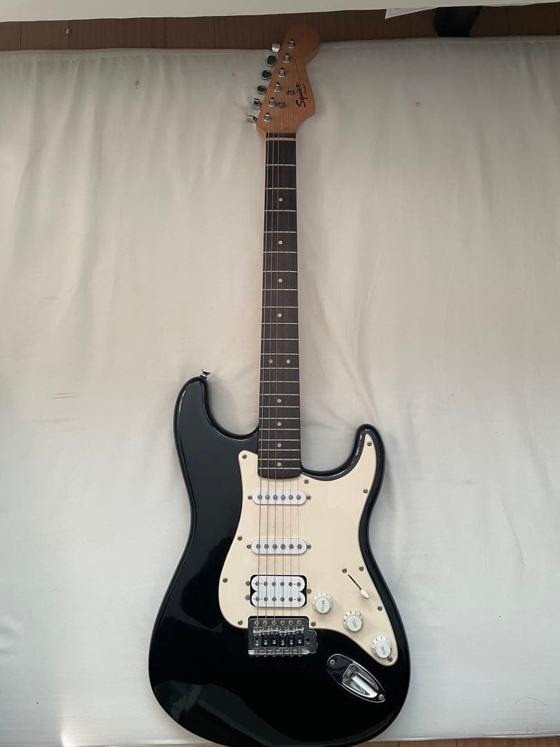 エレキギター Squier by Fender Bullet Strat