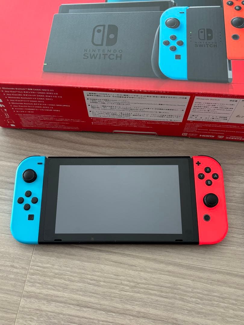 美品：Nintendo Switch 本体