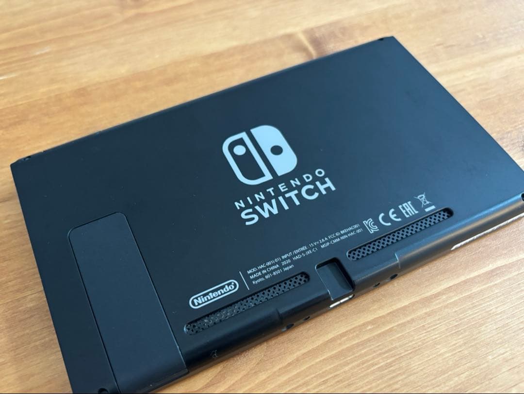 美品：Nintendo Switch 本体