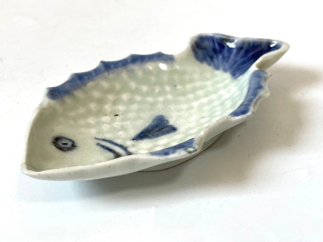 骨董　アンティーク　古伊万里　染付　魚形　変形皿　豆皿　魚皿　箸置き