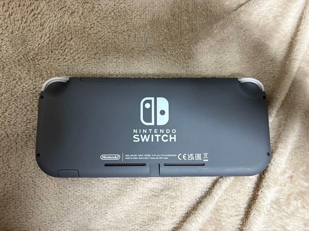 Nintendo Switch Lite どうぶつの森ソフト付き