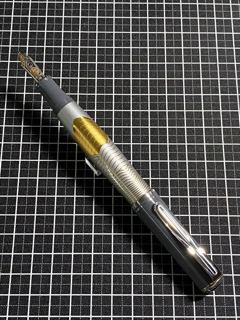 筆記具 Pelikan Special Edition Mount Everest FP