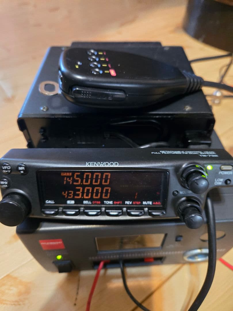 アマチュア無線TM-732機