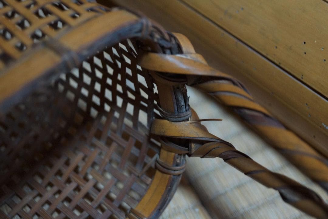 大正期大型竹編網代細工花籠 花器 花入花生 竹編提梁花籃 花篭高さ60cm