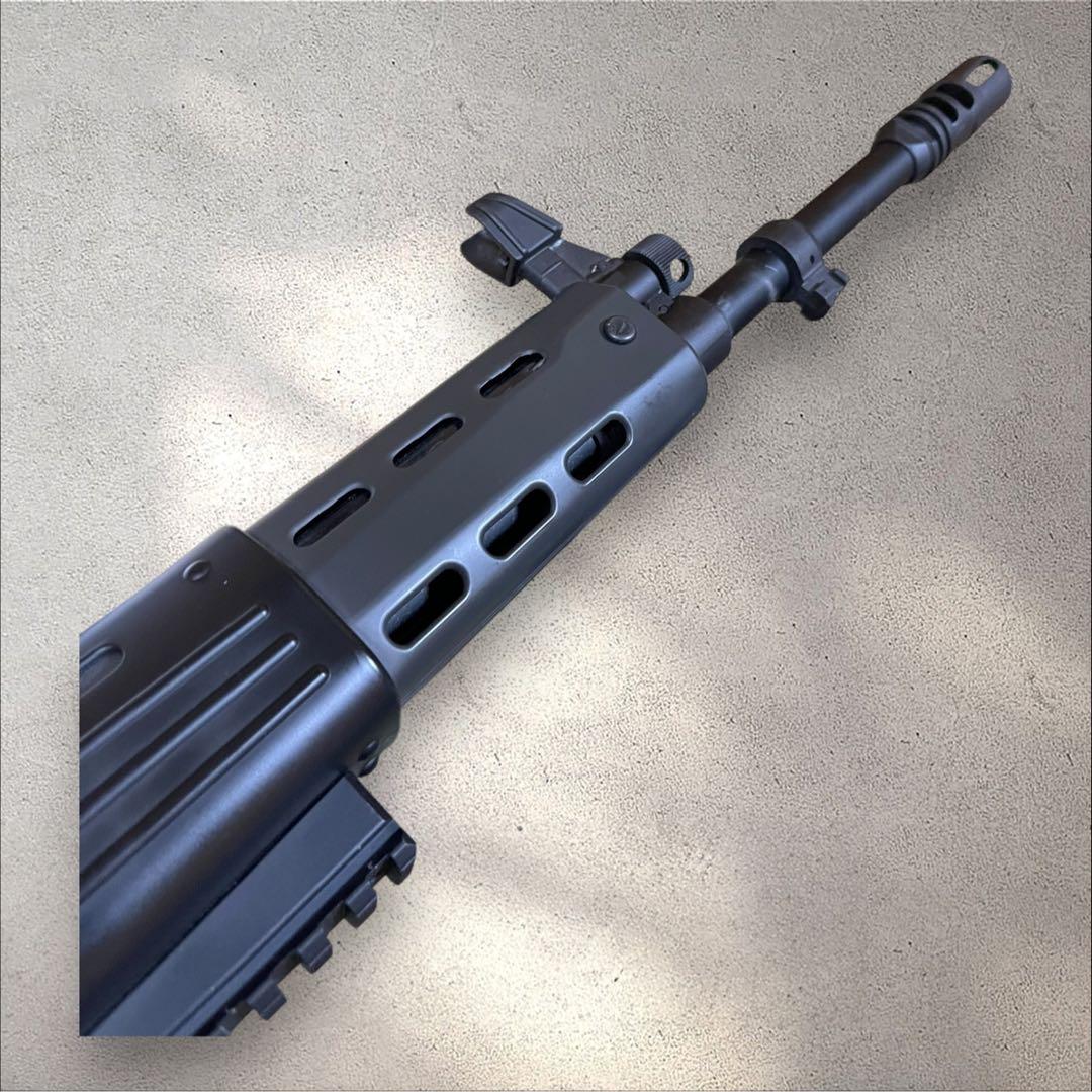 東京マルイ 89式5.56mm小銃〈折曲銃床式〉カスタムパーツ付