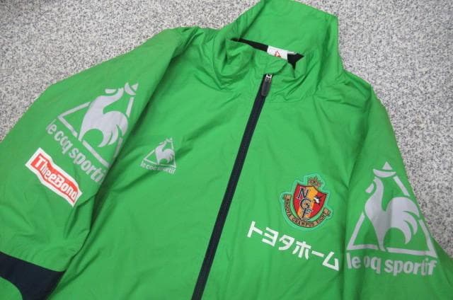 実使用名古屋グランパス刺繍背番号21番ルコックウインドブレーカー