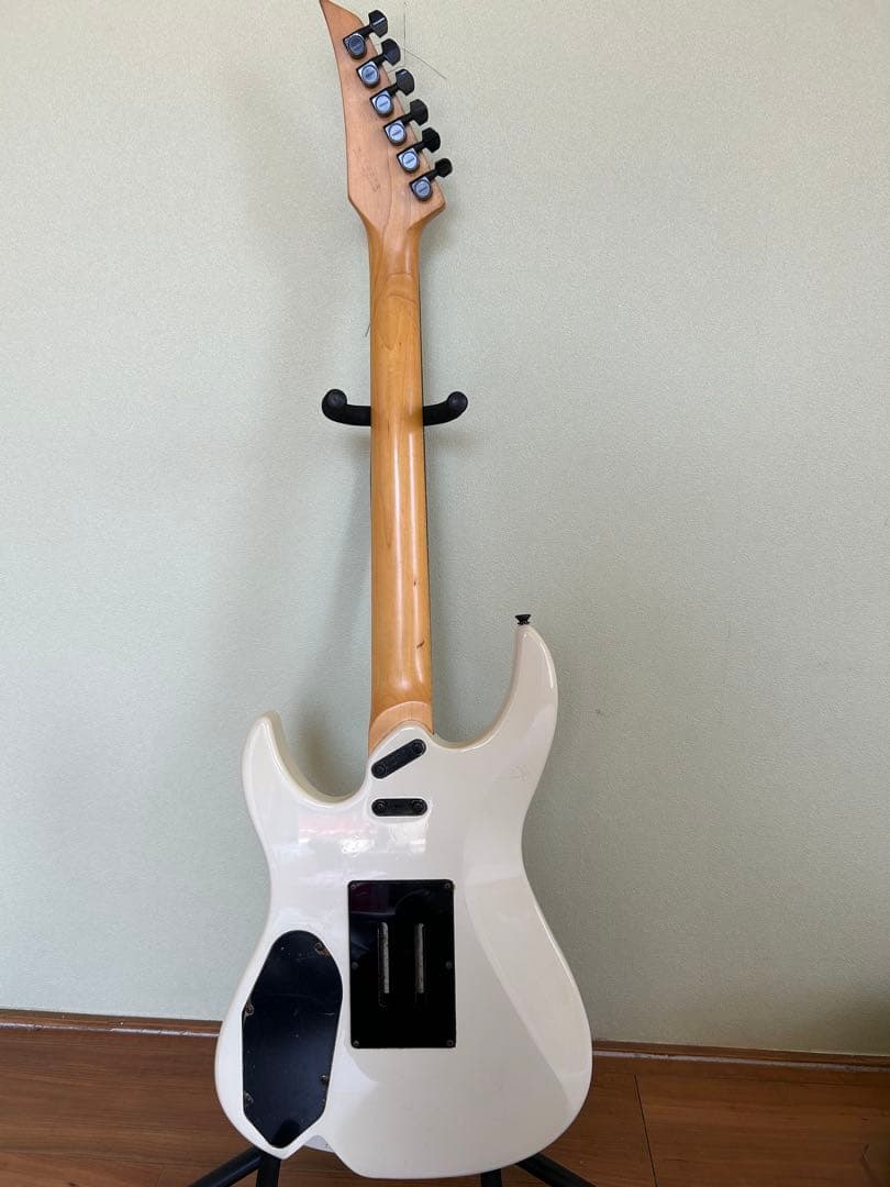 YAMAHA エレキギター ホワイト バスウッド 24フレット