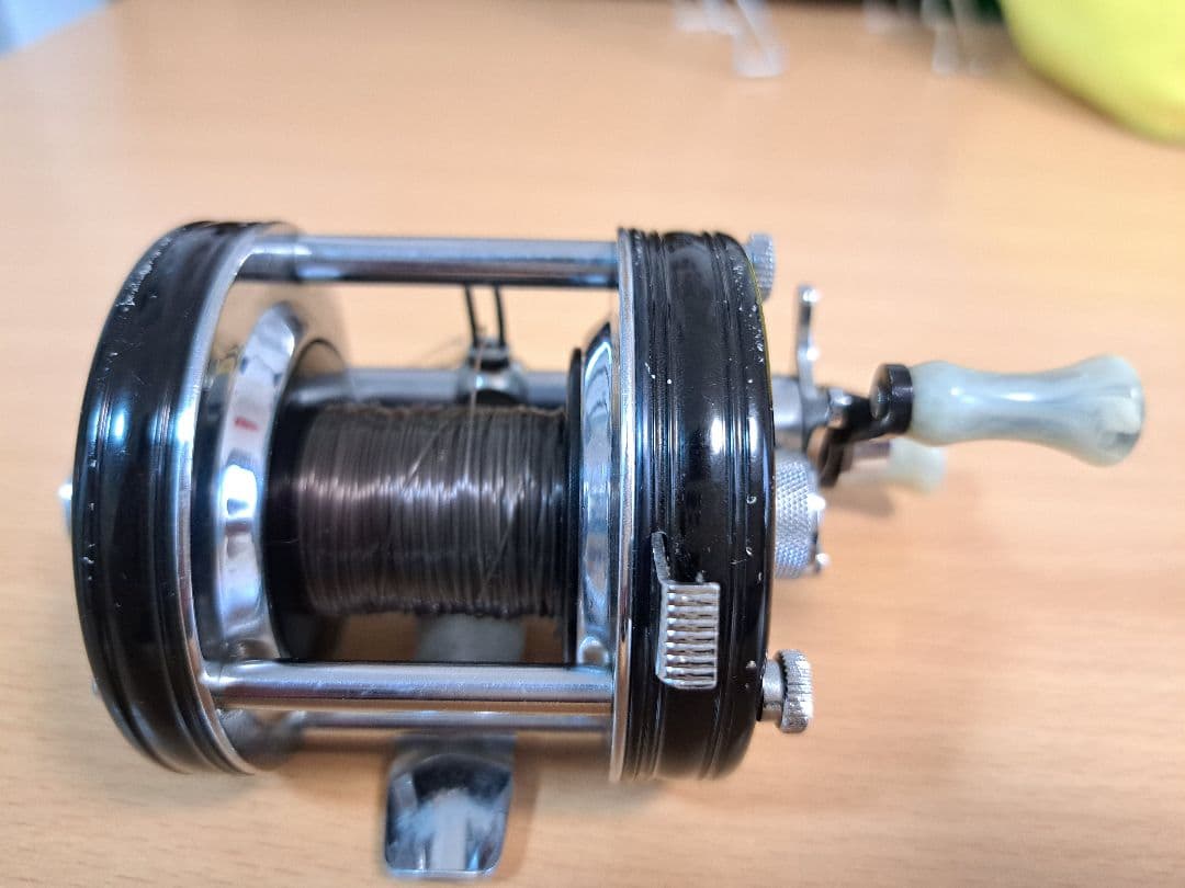 ABU Garcia Ambassadeur 5000 C ベイトリール