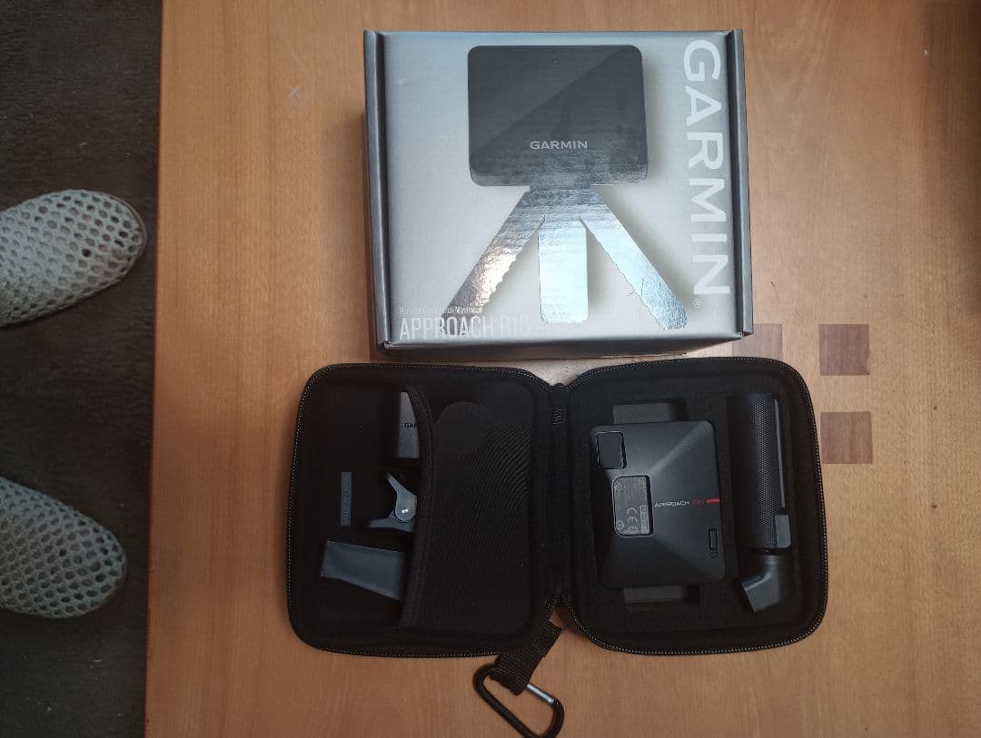 ゴルフ　弾道測定器　GARMIN APPROACH R10