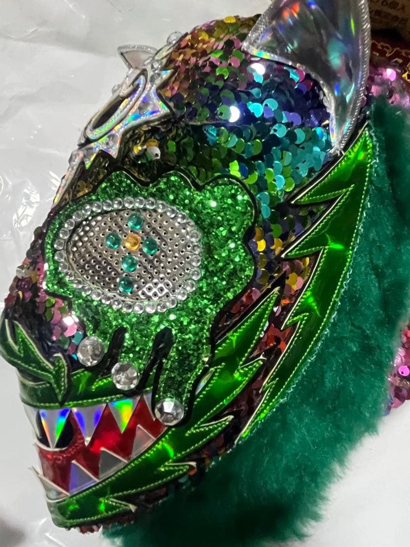 スターダム上谷沙也選手 クイーンズクエスト時代オーバーマスク 直筆サイン生写真