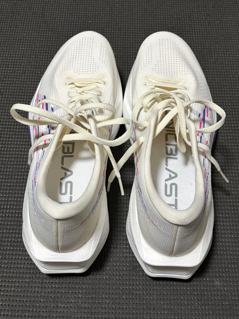 スパイク・シューズ asics SONIC BLAST