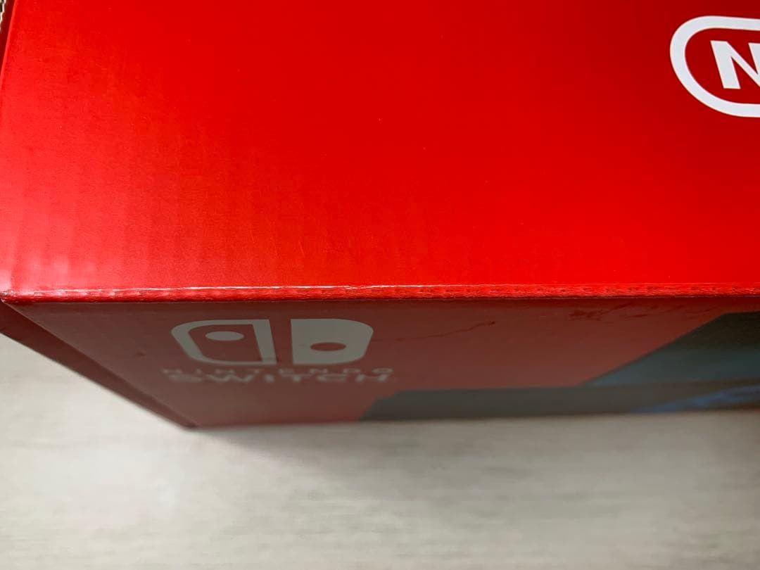 Nintendo Switch本体(箱あり) +未開封保護フィルム付