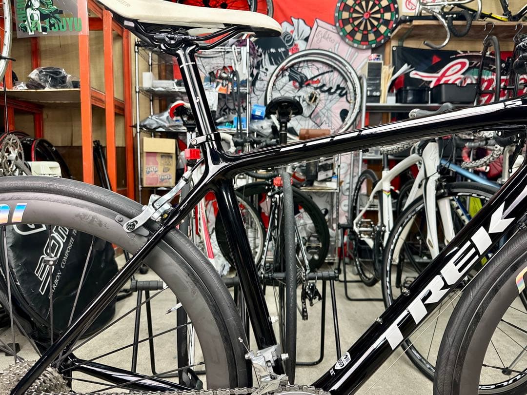 TREKフルカーボンカーボンホイール！基本分解発送送料無料！EMONDA S4