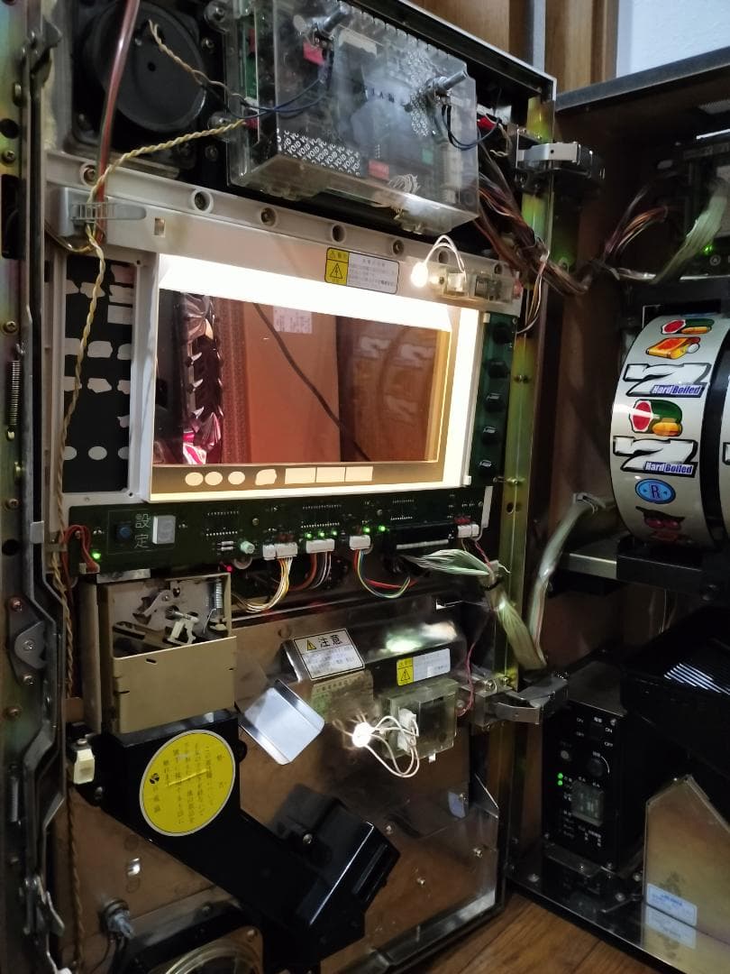 【パチスロ実機】サミー★ハードボイルド２【オートプレイ付不要機付】４号機