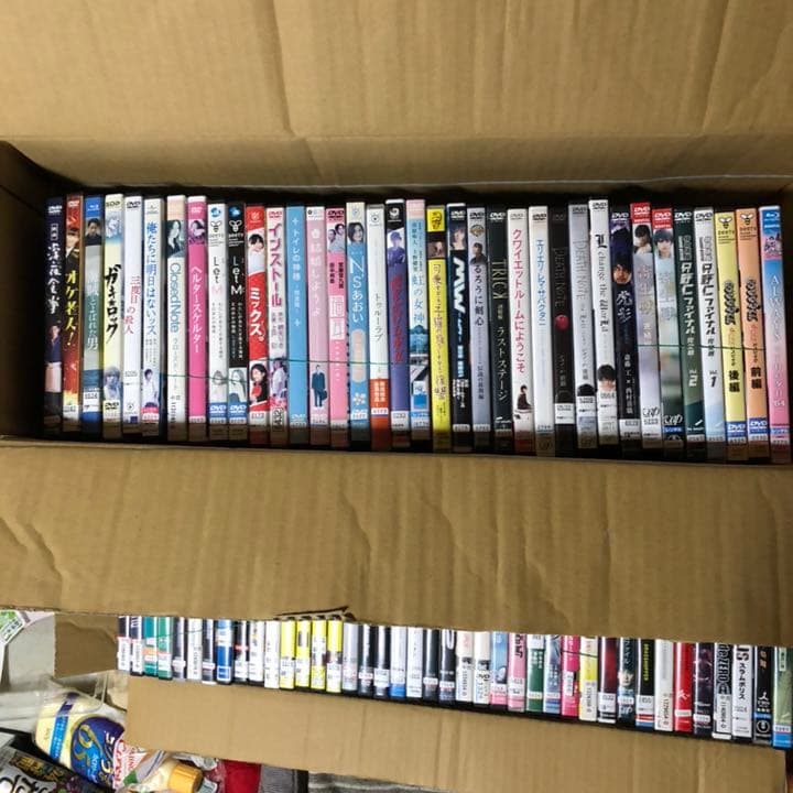 レンタル落ち DVD犬猫8巻含む77巻ケース無し3巻サービス