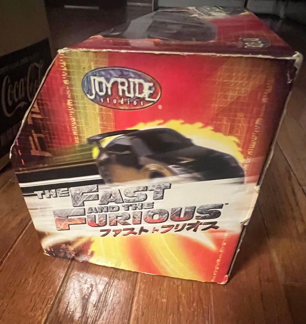 ワイスピ2006年日産350Z スポーツカー「フェアレディZ」（Z33型）