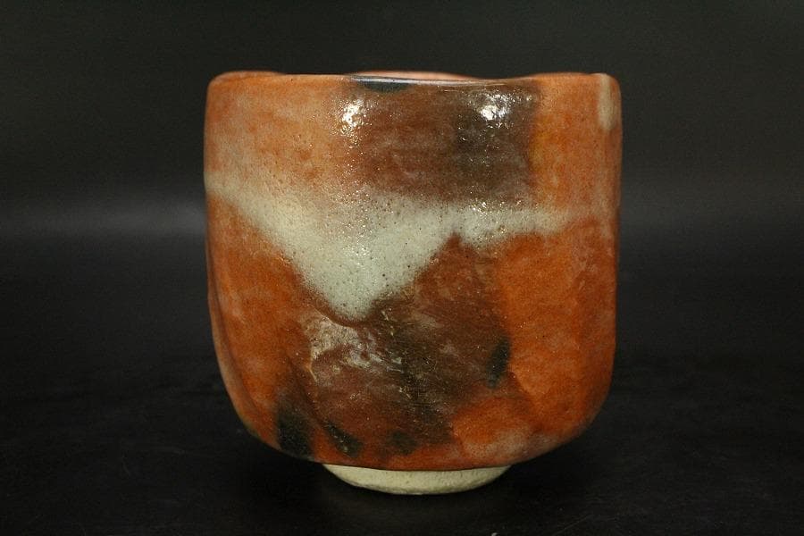 茶道具 楽焼 赤楽面取筒茶碗 抹茶茶碗 清楽印 八十本立 茶筅付 美品 765