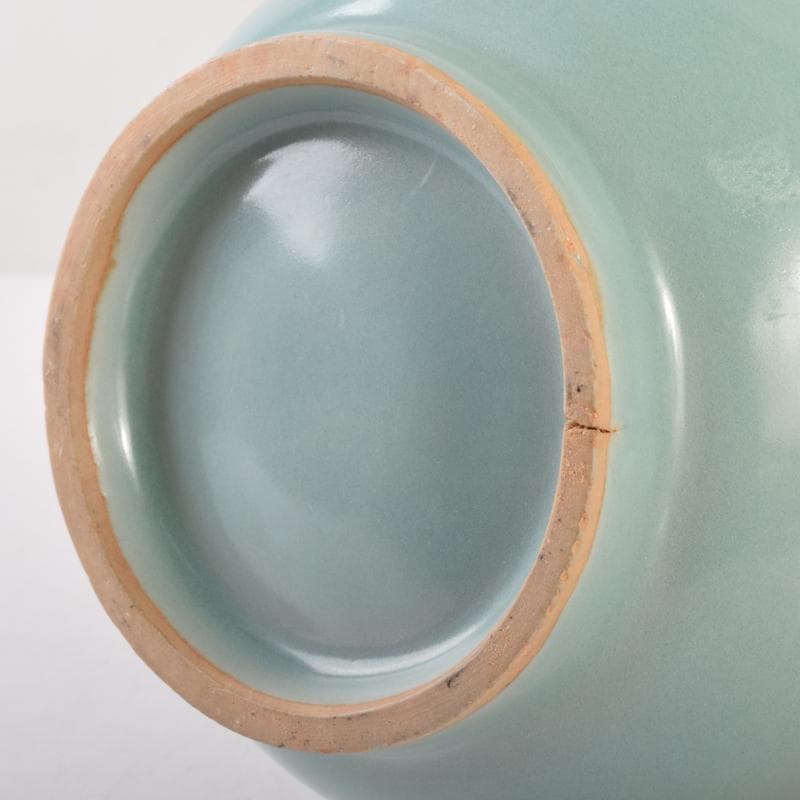 中国　龍泉窯　青白釉　神獣文瓶　蓋瓶　C　7062A