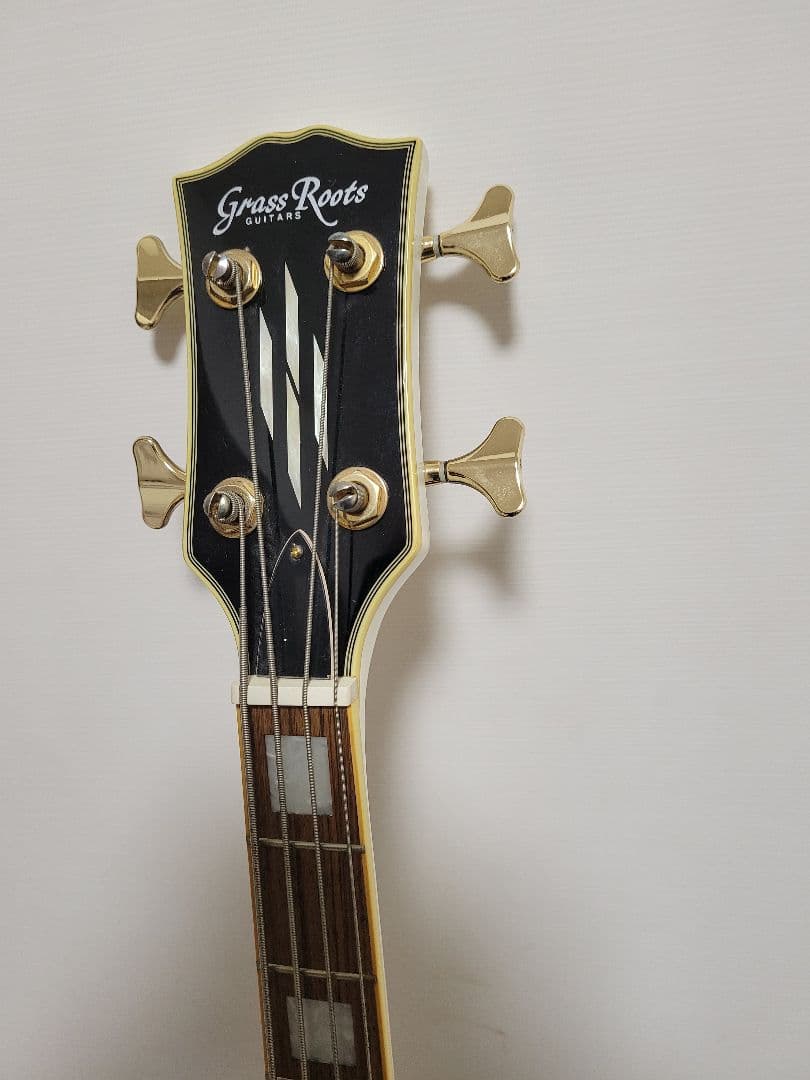 (中古)Grass Roots グラスルーツ エレキベース 白