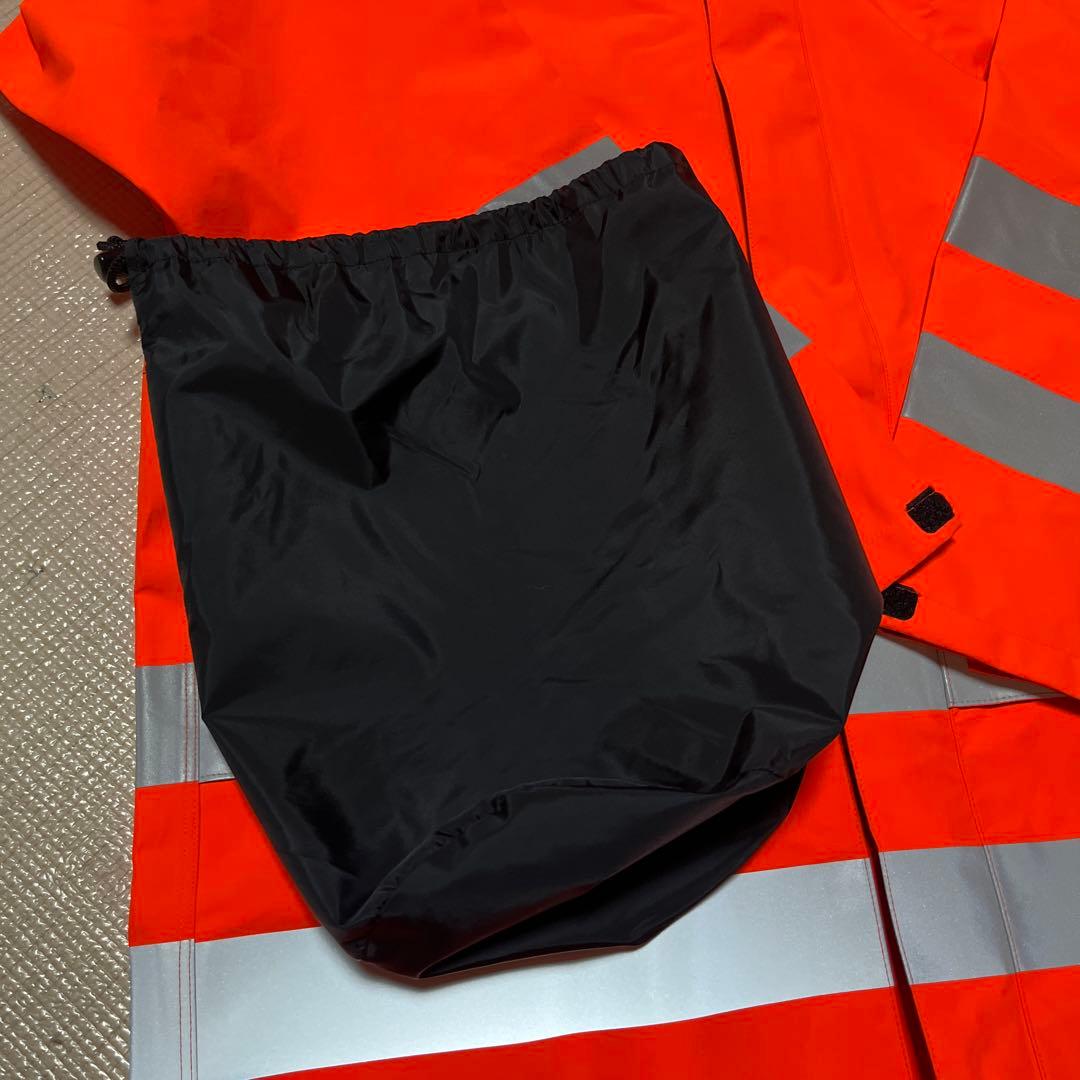 ゴアテックス　高視認仕様　上衣