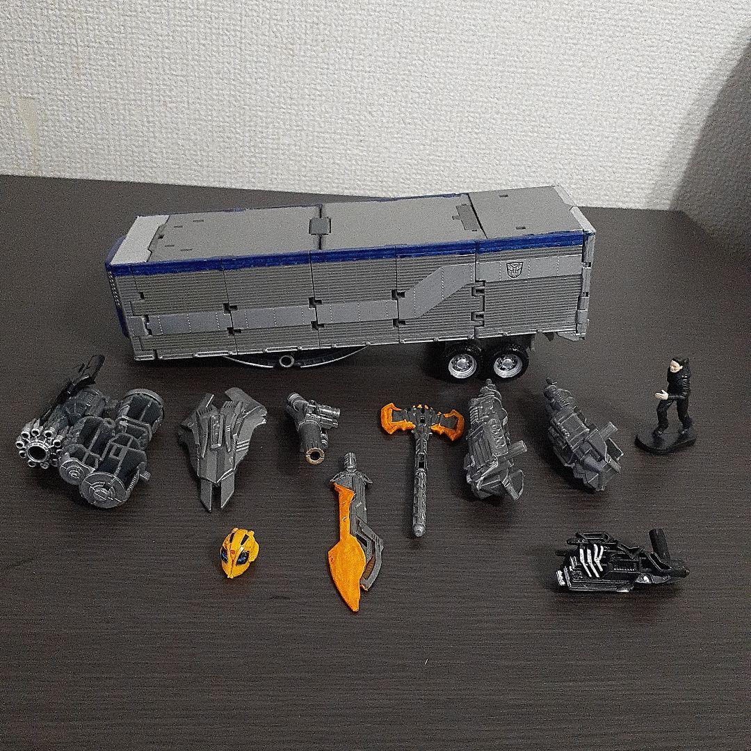 トランスフォーマー　スタジオシリーズ　７体セット