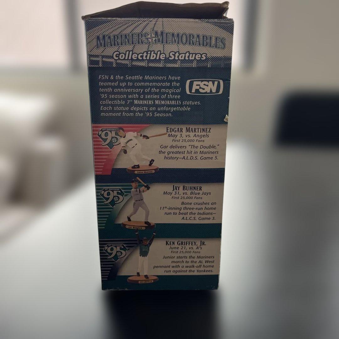 【非売品】【箱付き】イチロー シーズン最多安打262記念フィギュア