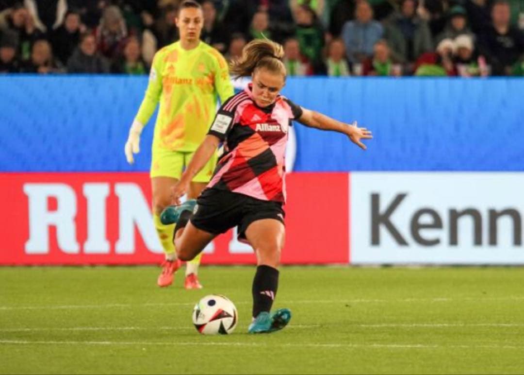 【スタンウェイ】バイエルンユニフォーム