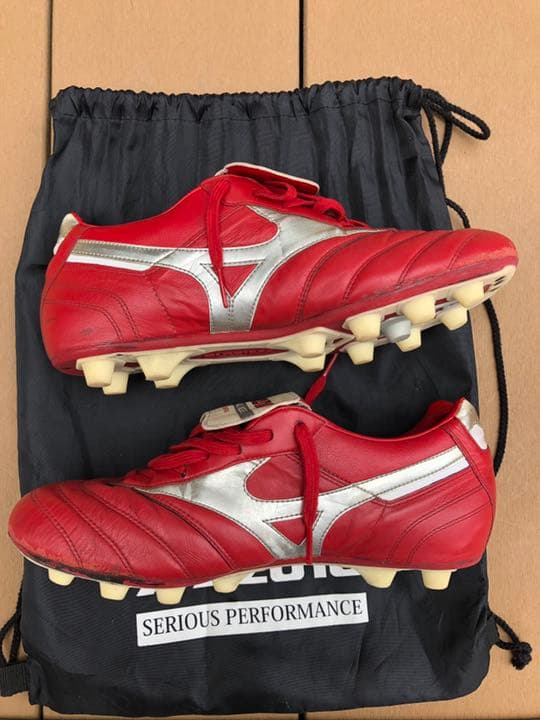 ミズノ モレリア2 サッカースパイク シューズ 南米限定 送料無料 匿名発送