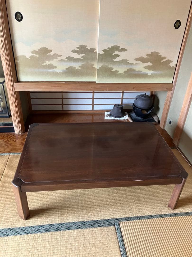 ダイニングテーブル