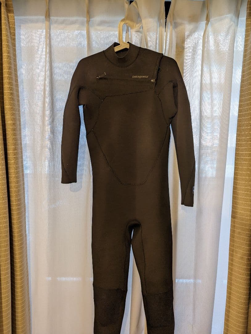 パタゴニア　サーフィンフルスーツ R1ライト フロントジップ