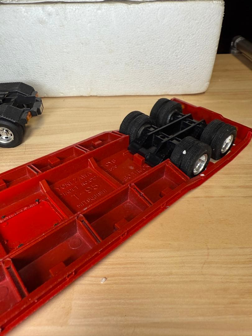 ダイヤペット　T-95 三菱ふそうトレーラー