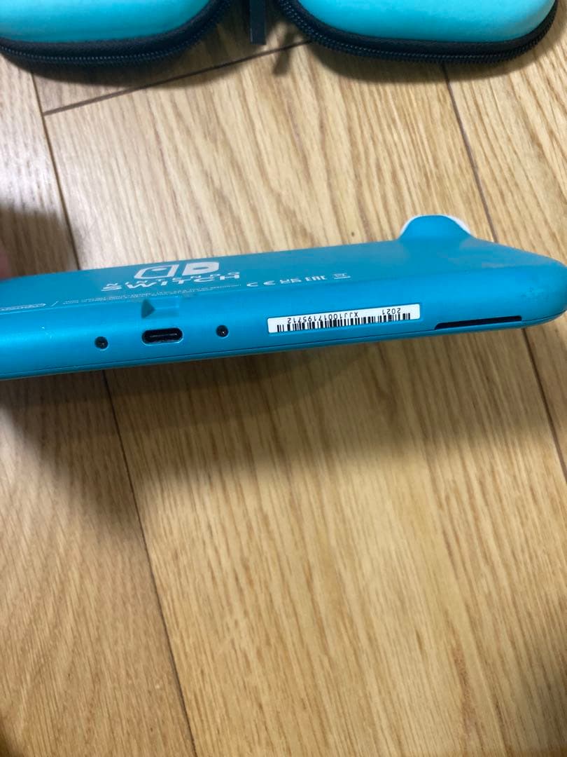 任天堂Switchライト